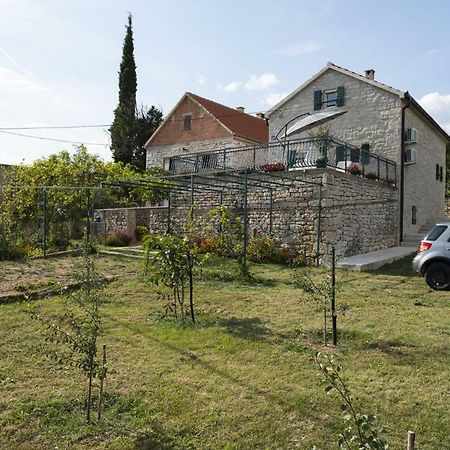 Villa Cetina Milasi エクステリア 写真