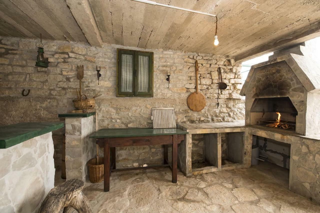 Villa Cetina Milasi エクステリア 写真