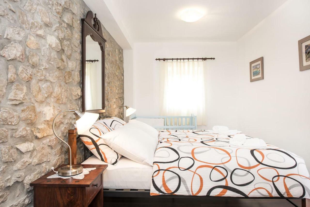 Villa Cetina Milasi エクステリア 写真